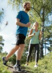 Mann und Frau beim Joggen