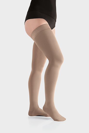 6. Product image Juzo Move Juzo Move above-knee stocking
