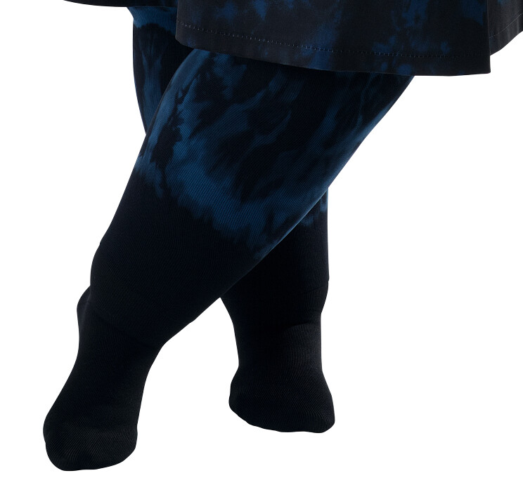 Batik Schwarz-Blaubeere Batik Schwarz-Blaubeere