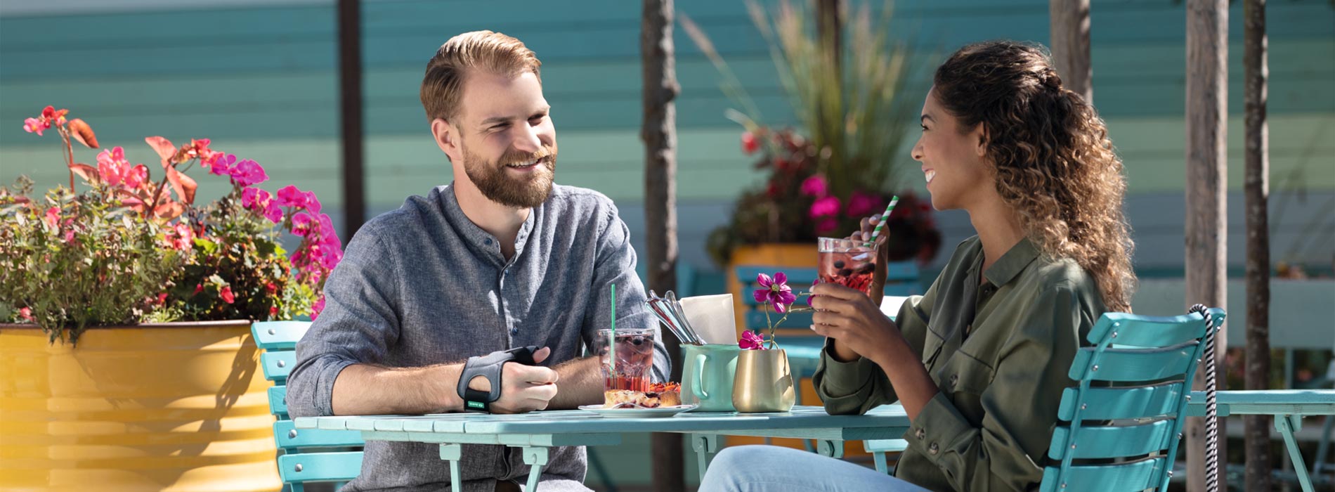 Gut informiert Handkonzept