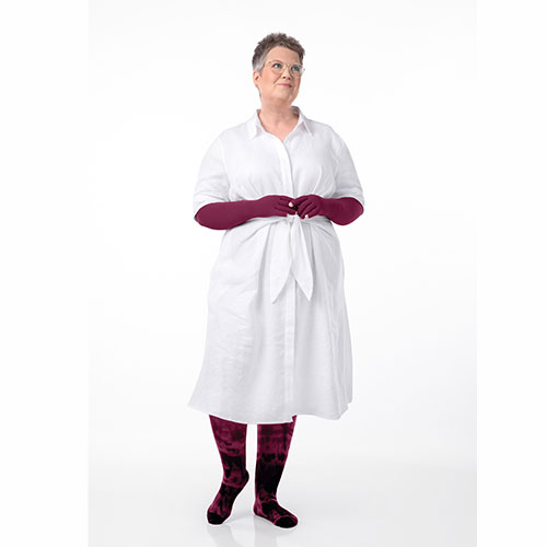 Trend Colour Wild Red Batik Black