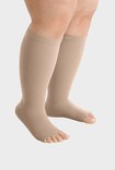 Below-knee compression stocking with open toe
