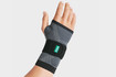 Hand with JuzoFlex Manu Xtra wrist supports 