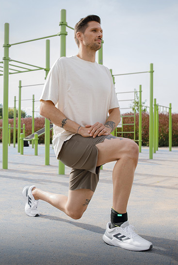 Man draagt JuzoPro Malleo Xtec Strong bij het sporten